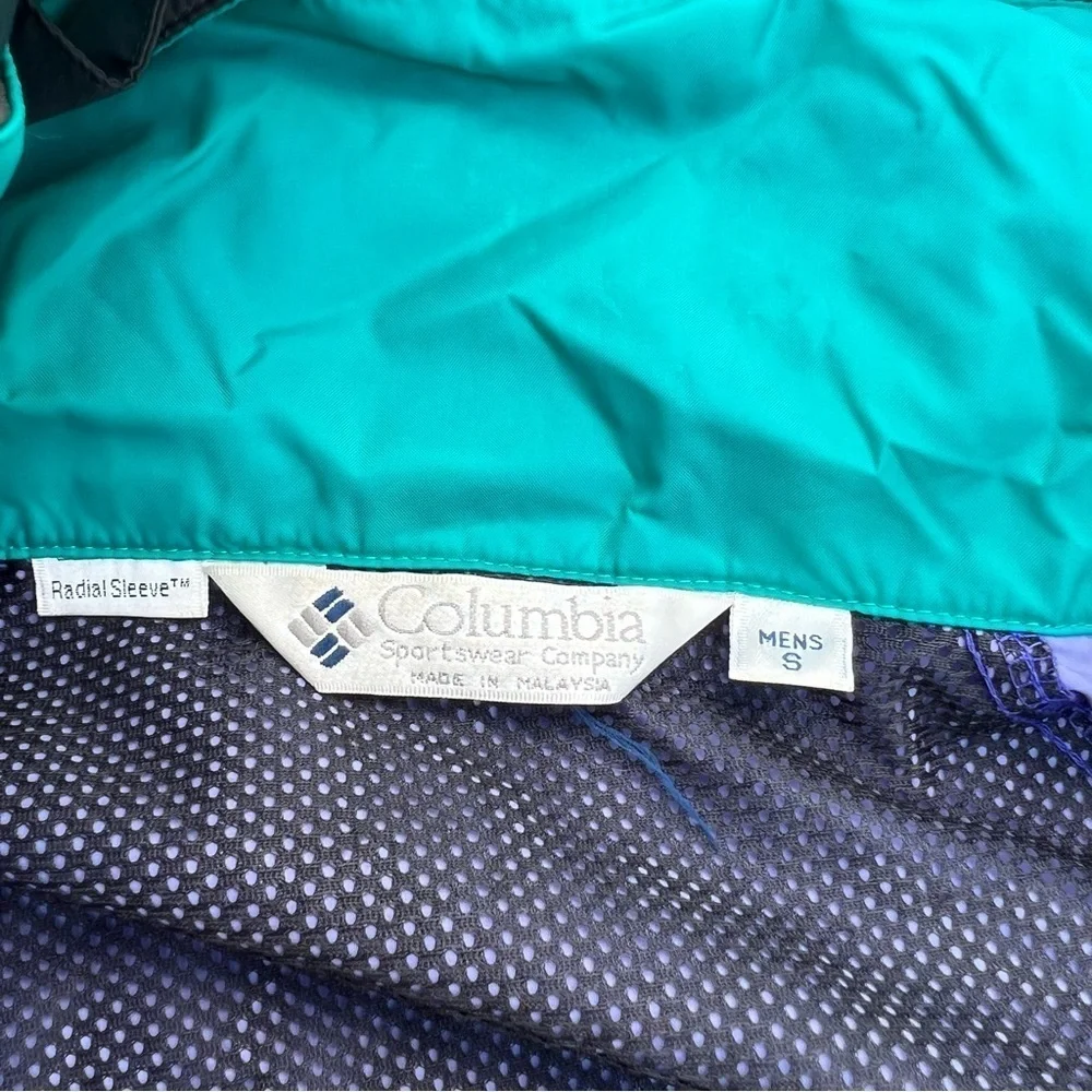 Vintage Columbia Full Zip Windbreaker
Radial Sleeve Jacket Men's Size S - Picture 8 of 9